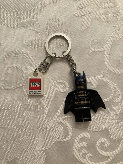 Lego Batman Key Chain 851686  Original Black Costume RARE Vintage 2006