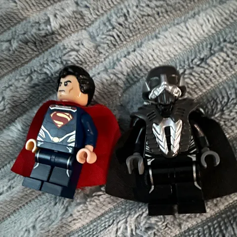 LEGO DC Minifigure Lot of 2 Superman & General Zod w/ Capes Rare Man of Steel