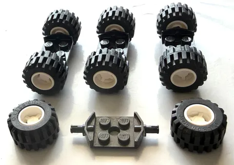 Lego 8 Matched White Wheels with Tires and Black Axles Car Truck Tractor Part V2