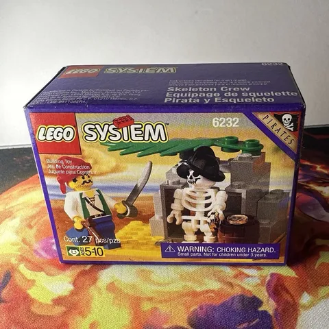 LEGO SYSTEM Pirates 6232 Skeleton Crew Vintage 27 PCS NEW FACTORY SEALED