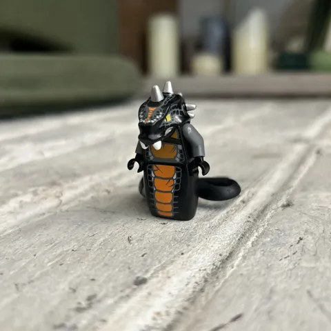 Lego Skalidor 9450 Epic Dragon Battle Ninjago Minifigure
