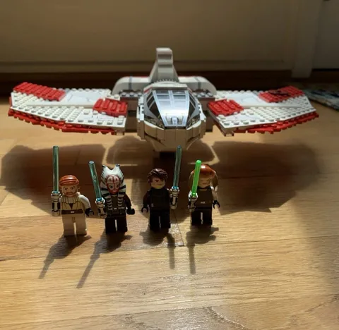 LEGO Star Wars 7931 T-6 Jedi Shuttle 100% complete, minifigs, manual, no box