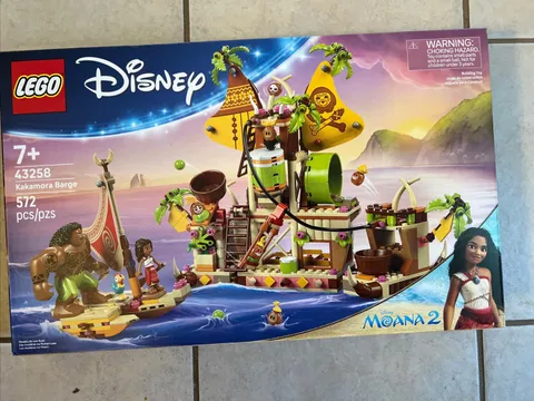 LEGO DISNEY MOANA 2 KAKAMORA BARGE 43258 BRAND NEW SEALED