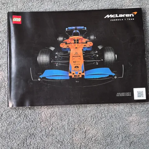 LEGO Technic McLaren Formula 1 Team 2022 Manual Booklet 42141