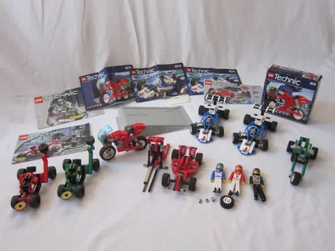 LEGO 8210 8216 8236 8237 8241 Technic Formula 1 Cars Race Guys manuals complete