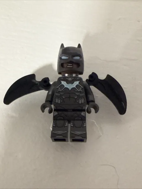 LEGO Batwing Minifigure 76300 DC Batman Superheroes Arkham Asylum