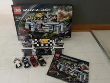 Lego #8681 - Racers Tuner Garage Used Possible Complete Set?