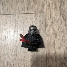 LEGO Star Wars Kylo Ren Minifigure red cracked Helmet & Red Lightsaber