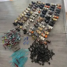 Large Lot of LEGO STAR WARS 78 Minifigures, Guns, Sabers and Accessories