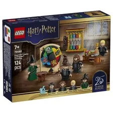 LEGO 76460: Harry Potter- Hogwarts Castle: Sorting Hat Ceremony