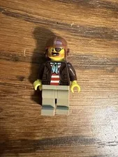 LEGO CITY CHUCK D. GOLDBERG STUNT DRIVER MINIFIGURE WITH FREE SHIPPING
