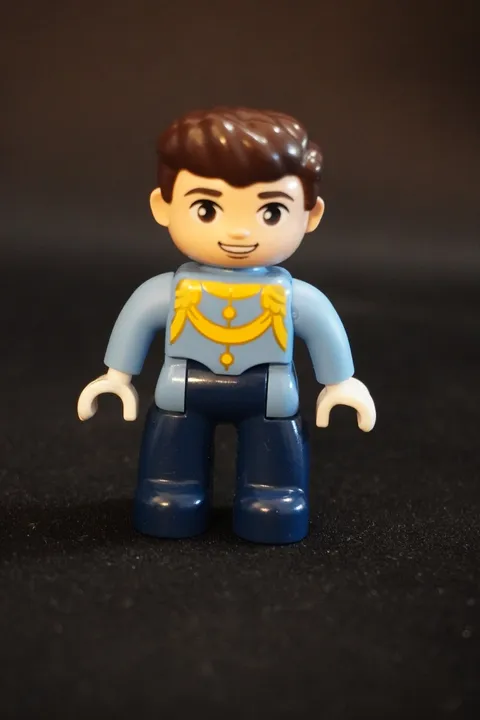 Duplo Figure - Prince Charming - Minifig Number: [47394PB241] - Set: [10855-1]
