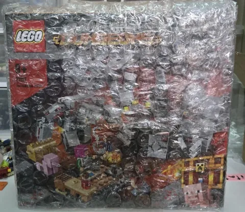 LEGO Minecraft: The Redstone Battle (21163) New Sealed