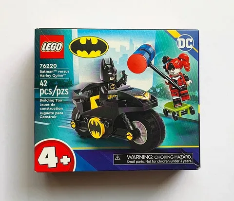 LEGO DC Super Heroes: Batman versus Harley Quinn #76220 - NEW SEALED TOY SET!