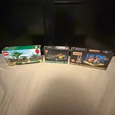 LEGO Ideas Cosmic Cardboard Adventures 40533 163 Pieces 18+ 1 Minifigure Box