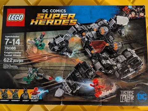 LEGO DC Comics Super Heroes: Knightcrawler Tunnel Attack (76086)
