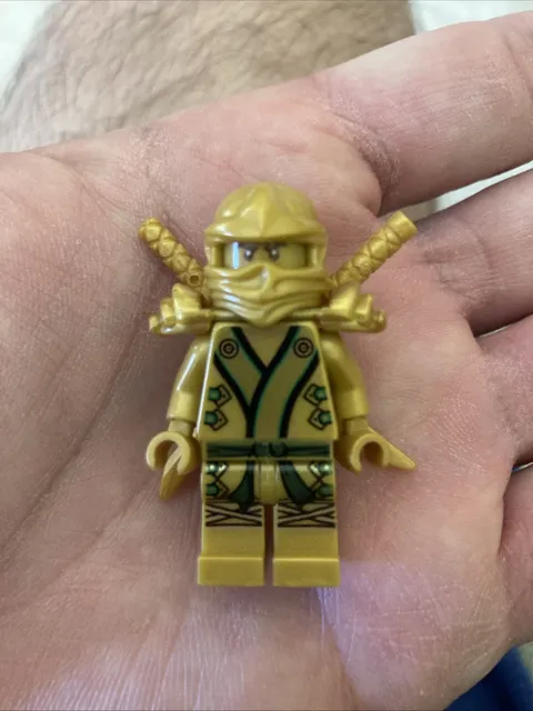 Lego Ninjago Lloyd Golden Ninja The Final Battle Minifigure
