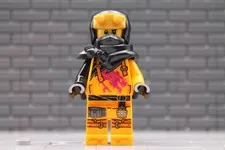 LEGO Ninjago Minifig njo0960 - Arin - Shirt with Magenta Dragon