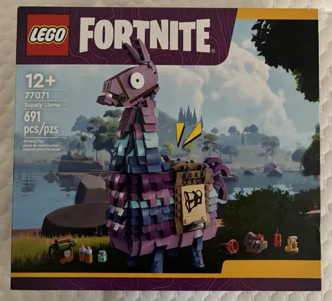 LEGO Fortnite Supply Llama 77071 Building Set 691 Pcs New Sealed Box