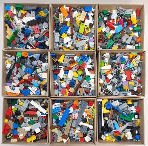 LEGO 600pcs Bulk Lot Random Bricks Plates Parts Pieces Genuine Good Sorted 