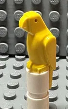 Lego Classic Pirates Parrot, Yellow Bird Animal Minifigure (2546) From Set 6274