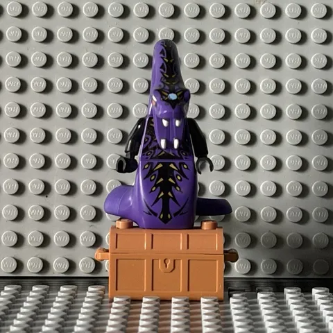 LEGO Ninjago Pythor P. Chumsworth minifigure