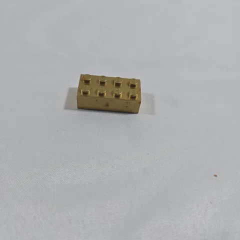 2005 Lego 50th Anniversary Limited Ed Matte 2 x 8  Chrome Gold Brick #4496