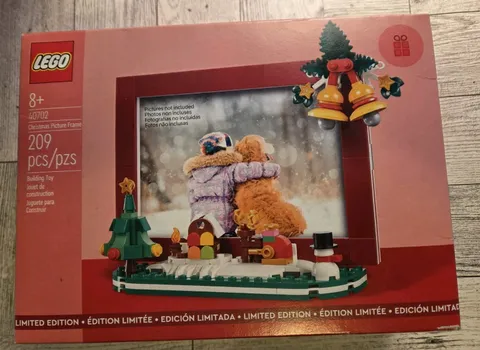 LEGO 40702 Limited Edition Christmas Picture Frame 209pcs New In Sealed Box