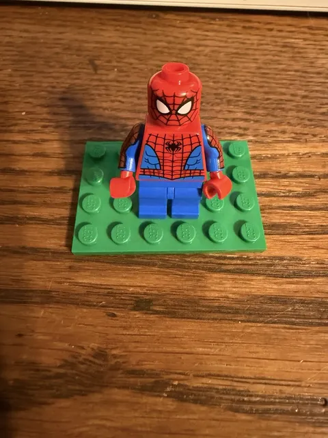 LEGO SPIDER MAN  MINIFIGURE WITH FREE SHIPPING