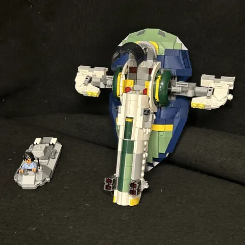 LEGO Star Wars: Jango Fett's Starship # 75433 built Young Boba Fett mini fig