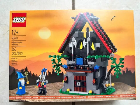 LEGO: Majisto's Magical Workshop (40601) - Brand New