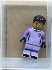 LEGO Minifigure - Ideas Soccer Goalie, Female - No idea145 - QTY 1