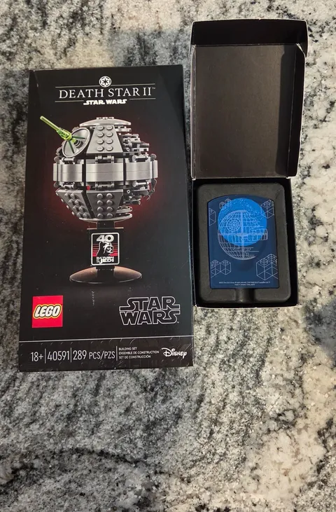 LEGO Star Wars Death Star II 40591 & Promo Coin 5007840