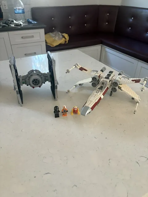 LEGO Star Wars TIE Fighter & X-Wing Mash-up (75393) - 2 Ships & 3 Figures As-Is