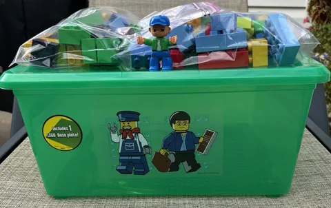 LEGO Train Engineer Iris Modular Green Storage Box w/ 73 LEGO Pieces Fig Duplo