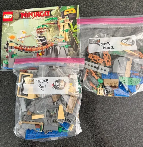 LEGO The LEGO Ninjago Movie: Master Falls 70608 COMPLETE with INSTRUCTIONS