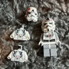 LEGO Star Wars AT-AT driver full figure + parts RARE/RETIRED