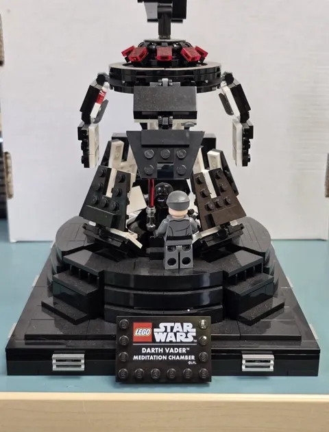 LEGO Star Wars: Darth Vader Meditation Chamber (75296) 100% Complete W/Manual