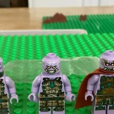 LEGO NINJAGO island villagers 