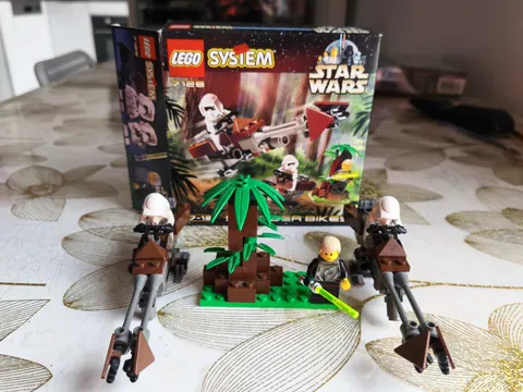 Lego Star Wars 7128 Speeder Bikes