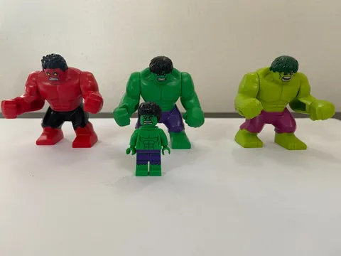 LEGO Marvel Hulk BigFig Lot of 4 - Red Hulk sh0370 sh0095 sh0371 & Polybag sh003