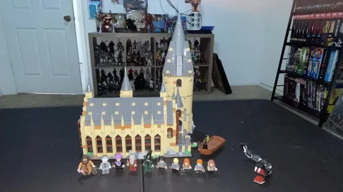 LEGO Harry Potter Hogwarts Castle 4842 Complete Set 1290pc w/ Minifigures