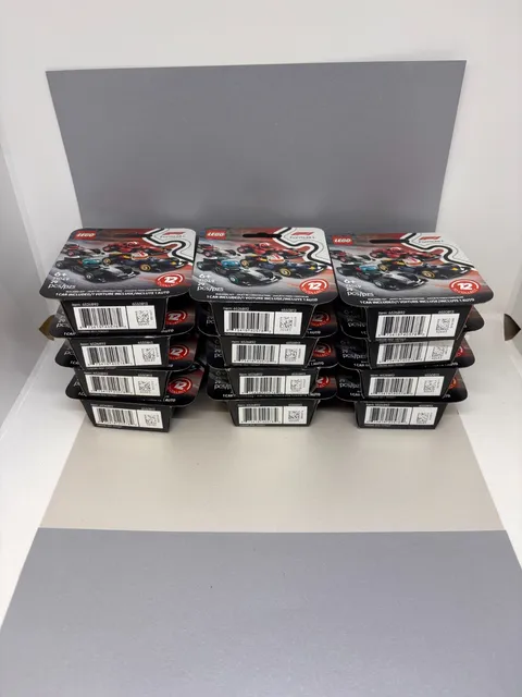 LEGO New Formula F1 Race Series Collectible Minifigures F1 Academy Sealed Scans