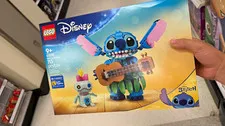 LEGO Disney Stitch 43249 Complete Set 730 Pieces Age 9+ Brick Separator