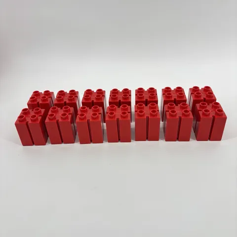 Lego Duplo Red 2X2X2 Column W/ Vertical Grooves Lot Of 14 Vintage Bricks