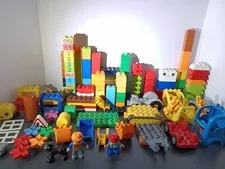 LEGO DUPLO building bricks Lot
