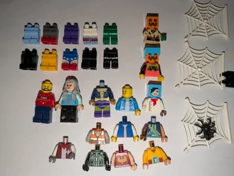 LEGO Minifigure PIECES Lot Of Heads Bodies Legs Spider Web Christmas Halloween 