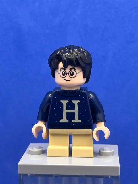 Harry Potter (Sweater with letter H) hp206 - LEGO Harry Potter Used Minifigure