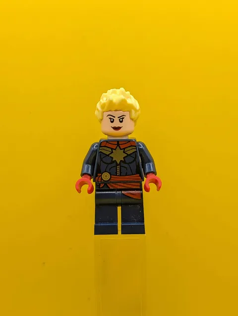 Captain Marvel sh0226 Red Sash Marvel Minifigure Lego