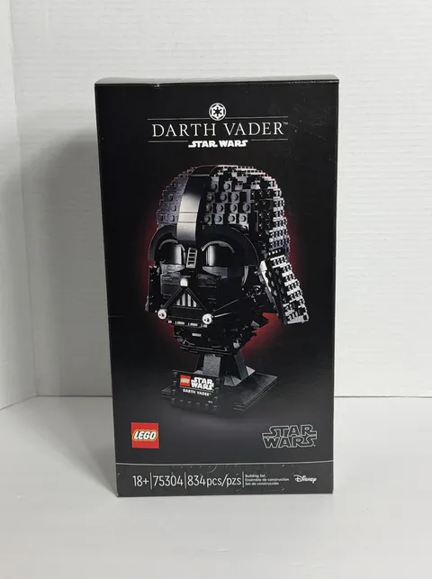 LEGO Star Wars: Darth Vader Helmet 75304 *New! Factory Sealed*